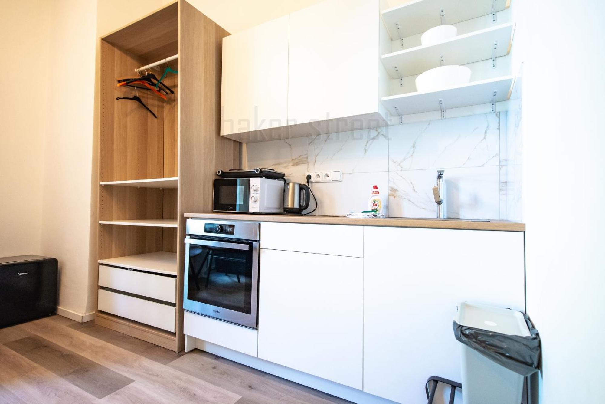 Storey Apartment Close To Metro Palmovka Praga Esterno foto